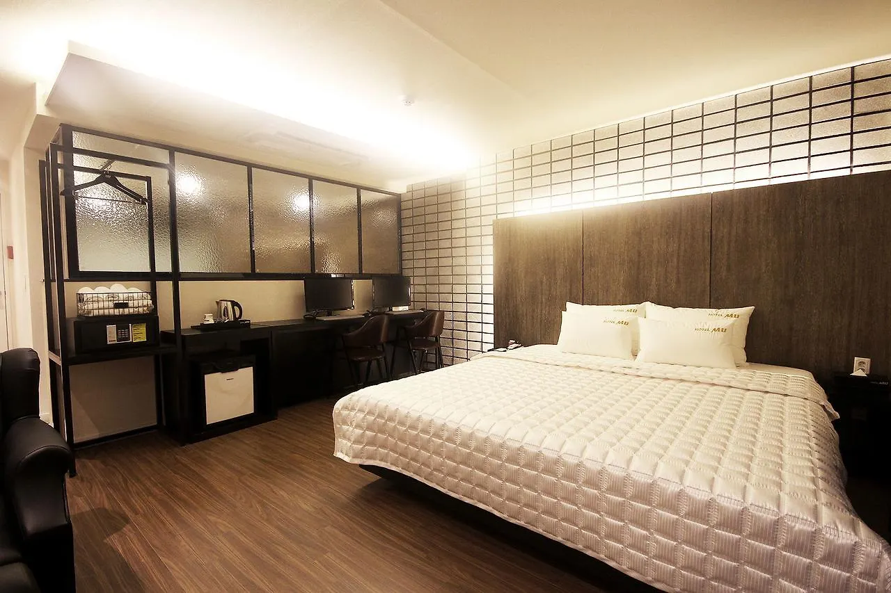 Mu Hotel Busan 2*,